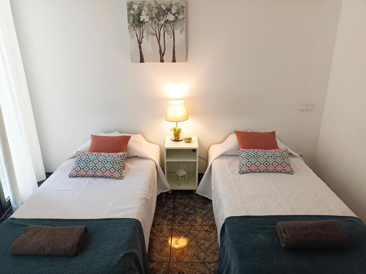 By Plaza Urquinaona Rooms Barcelona Zewnętrze zdjęcie